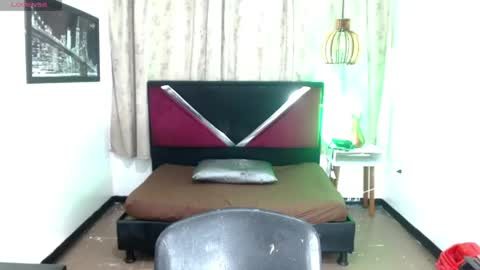 luisa_torres__ online show from 04/18/26, 03:21