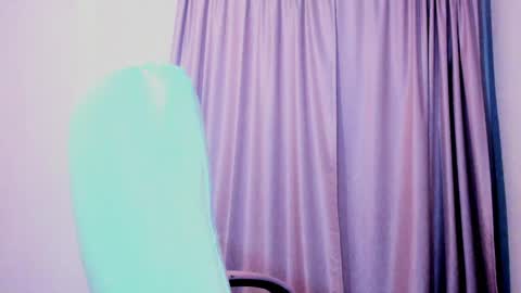 Luisa Diaz online show from 04/18/26, 05:33