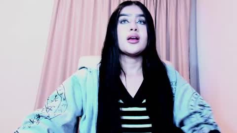 Snapshot of luisaa_diaz_ chatting on 06/20/26, 11:18 Luisa Diaz online show from 06/20/26, 11:18