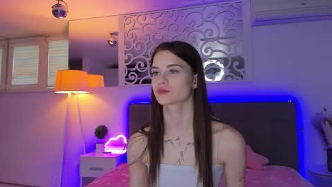 LuisaClover online show from 02/08/26, 01:14