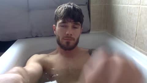 Snapshot of luisbadx chatting on 03/27/26, 02:06 Luis Badx online show from 03/27/26, 02:06