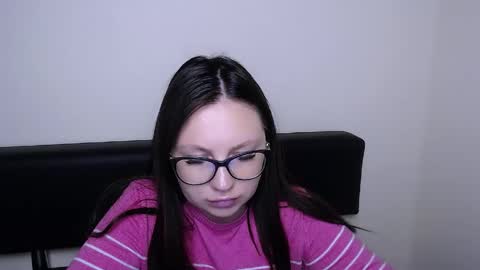 Luiza online show from 05/21/26, 06:42