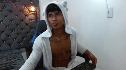 Snapshot of luka_big18 chatting on 02/20/26, 02:08 Luka big18 online show from 02/20/26, 02:08