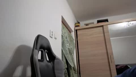 lukas312312 online show from 04/30/26, 10:14