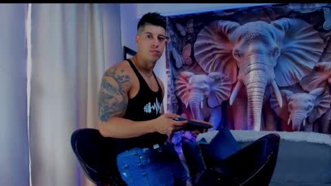 Lukas Green online show from 10/12/25, 06:29