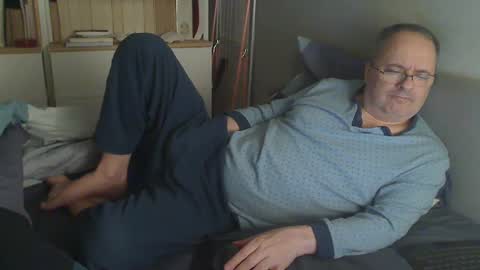 luke7634 online show from 12/22/24, 08:58