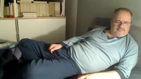 luke7634 online show from 12/28/24, 10:23