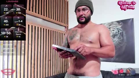 LUKE online show from 02/13/25, 03:24