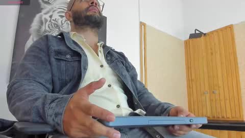 LUKE online show from 10/01/25, 11:05