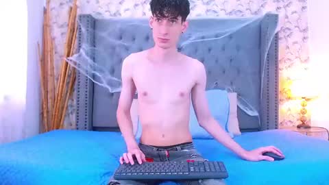 luke_carter online show from 10/22/25, 01:22