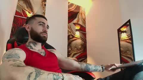 LUKE online show from 10/14/25, 01:34