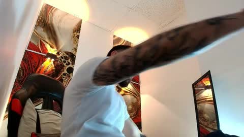 LUKE online show from 04/09/26, 01:05