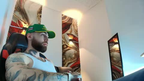 LUKE online show from 06/02/26, 01:02