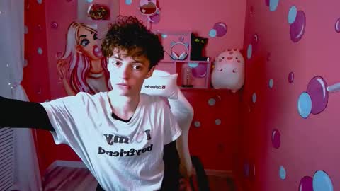 Luke online show from 12/04/25, 10:57