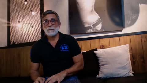 Snapshot of lukecrews chatting on 01/28/25, 07:42 Luke Crews online show from 01/28/25, 07:42