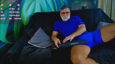 Snapshot of lukecrews chatting on 09/17/25, 07:37 Luke Crews online show from 09/17/25, 07:37