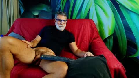 Luke Crews online show from 09/30/25, 07:41