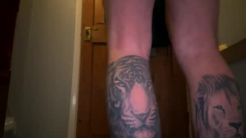 Snapshot of lukeeeeey96 chatting on 02/05/25, 12:53 lukeeeeey96 online show from 02/05/25, 12:53