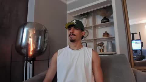 Luke Taylor online show from 11/22/25, 04:33