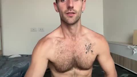 Snapshot of lukegunn22 chatting on 01/30/25, 02:06 MR. Luke Gunn online show from 01/30/25, 02:06