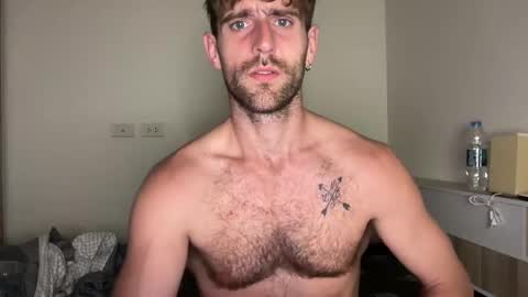 Snapshot of lukegunn22 chatting on 02/06/25, 02:00 MR. Luke Gunn online show from 02/06/25, 02:00