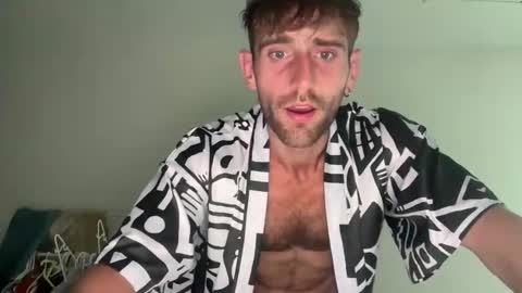 Snapshot of lukegunn22 chatting on 02/16/25, 12:08 MR. Luke Gunn online show from 02/16/25, 12:08