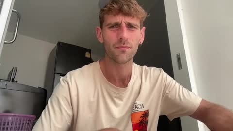 Snapshot of lukegunn22 chatting on 02/19/25, 06:55 MR. Luke Gunn online show from 02/19/25, 06:55