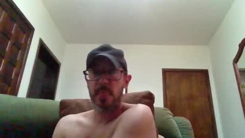 Snapshot of lukz88bigcock chatting on 12/05/25, 12:30 Luke online show from 12/05/25, 12:30