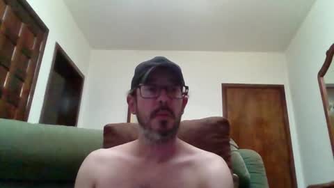 Snapshot of lukz88bigcock chatting on 03/03/26, 10:37 Luke online show from 03/03/26, 10:37