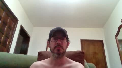 Snapshot of lukz88bigcock chatting on 03/05/26, 02:07 Luke online show from 03/05/26, 02:07