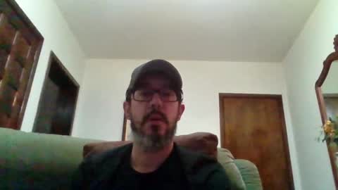 Snapshot of lukz88bigcock chatting on 06/27/26, 11:10 Luke online show from 06/27/26, 11:10