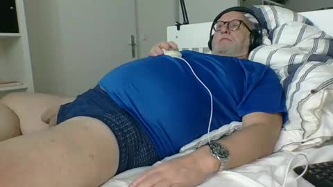 Snapshot of luley58 chatting on 03/04/25, 04:38 luley58 online show from 03/04/25, 04:38