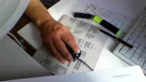 Snapshot of luley58 chatting on 09/23/25, 02:53 luley58 online show from 09/23/25, 02:53