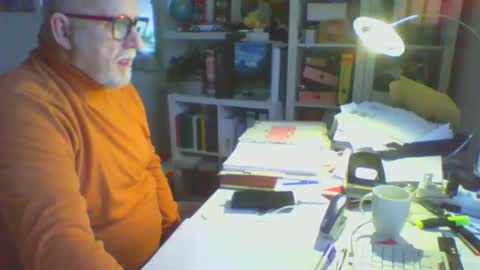 Snapshot of luley58 chatting on 02/14/26, 03:20 luley58 online show from 02/14/26, 03:20