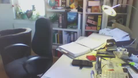 Snapshot of luley58 chatting on 02/15/26, 08:57 luley58 online show from 02/15/26, 08:57