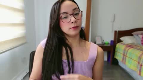 Luli online show from 04/11/26, 01:48