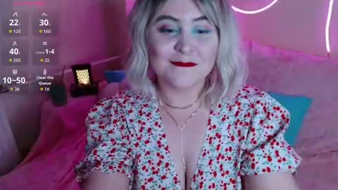 lulovia online show from 06/25/26, 10:36