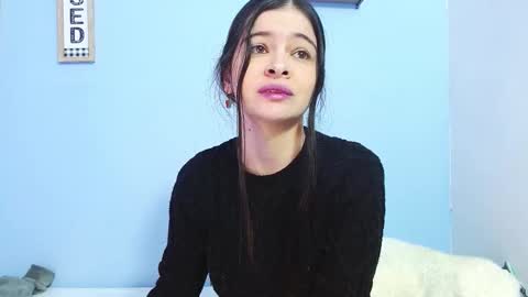 Snapshot of lulu_cm chatting on 10/16/25, 10:33 lulu_cm online show from 10/16/25, 10:33