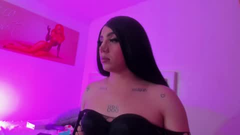 Snapshot of lulu_exotic chatting on 01/31/25, 01:23 BRENDA TATIANA online show from 01/31/25, 01:23