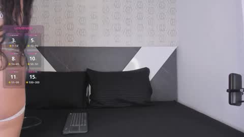 lulu_mei_ online show from 03/24/26, 11:37