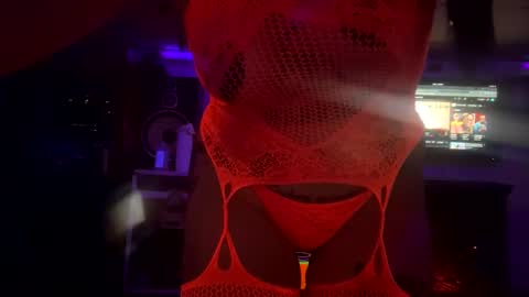 Lulu online show from 03/08/25, 10:54