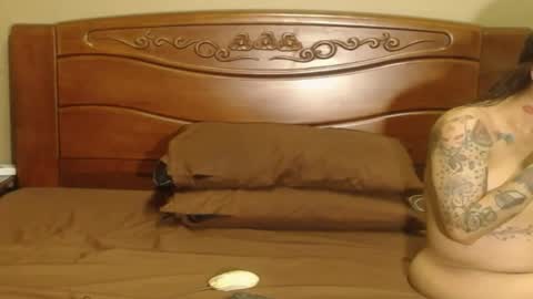 lulu_wild online show from 04/15/26, 10:00