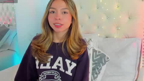 luluuberry online show from 03/03/26, 07:09