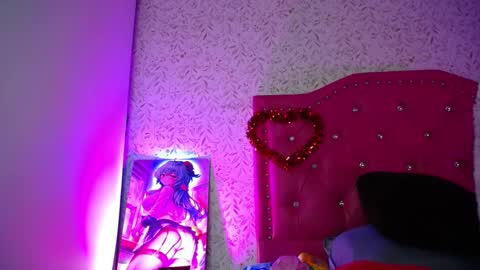 Snapshot of luly_blue chatting on 09/16/25, 04:02 Luly online show from 09/16/25, 04:02