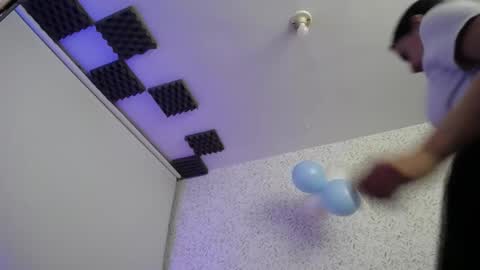 Snapshot of luly_blue chatting on 10/11/25, 04:12 Luly online show from 10/11/25, 04:12