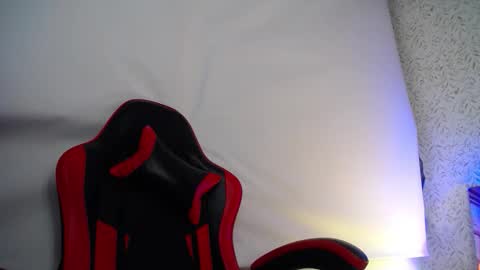 Luly online show from 12/23/25, 03:04