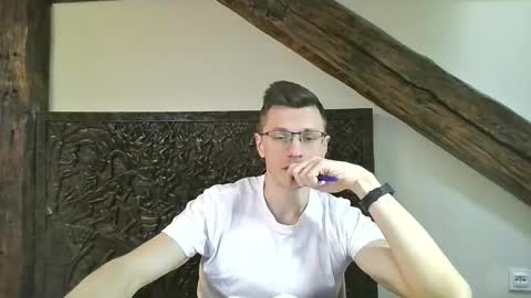 Andrew independent model 2000-0000 CET daily online show from 05/16/26, 02:05