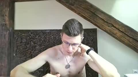 Andrew independent model 2000-0000 CET daily online show from 06/01/26, 03:58