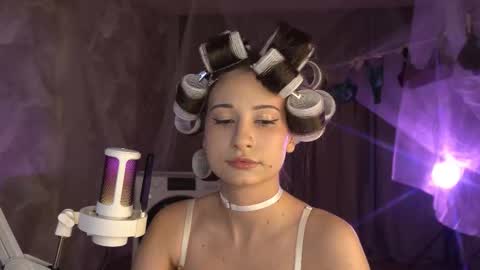 Snapshot of lumenova chatting on 10/25/25, 11:54 Amelia online show from 10/25/25, 11:54