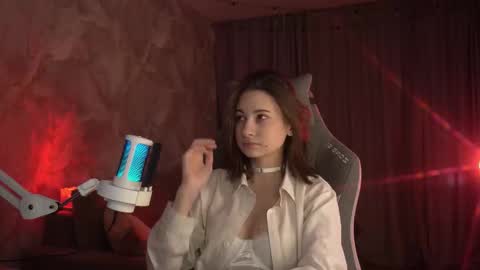 Amelia online show from 02/15/26, 12:51